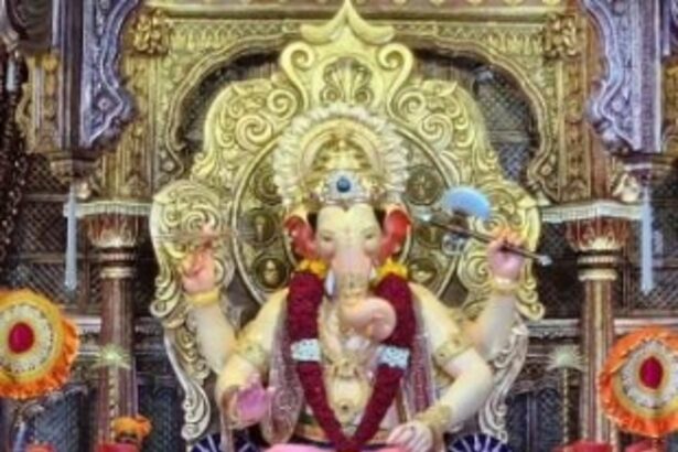 Mumbai's Lalbaugcha Raja Unveils Majestic 12-Foot Idol for Chaturthi