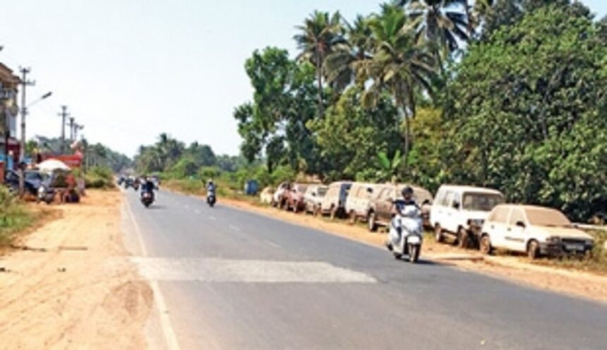Mungul-Colva Beach Road neglected