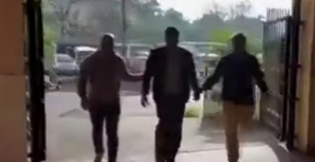 Murder   accused nabbed after 15 years