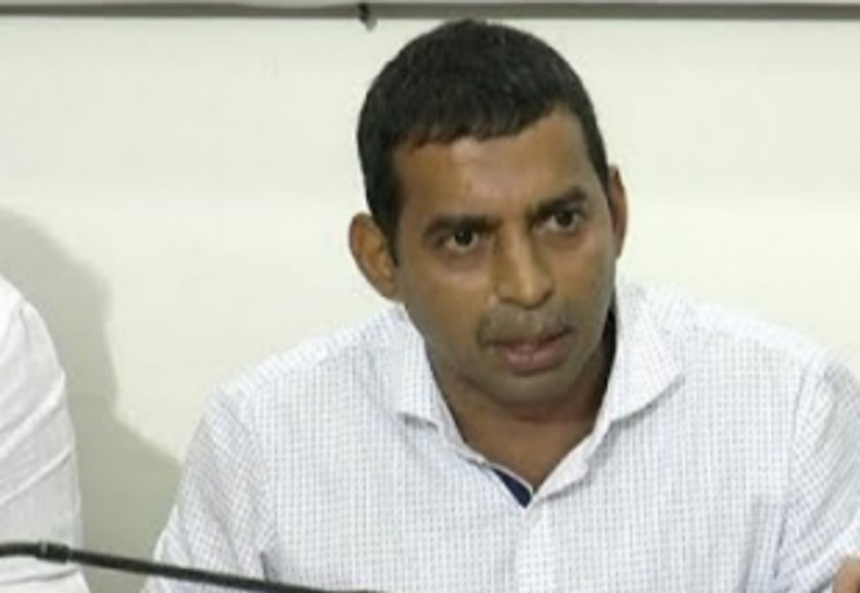 Muslim community  protest to Hsg Sty  at kabrasthan land