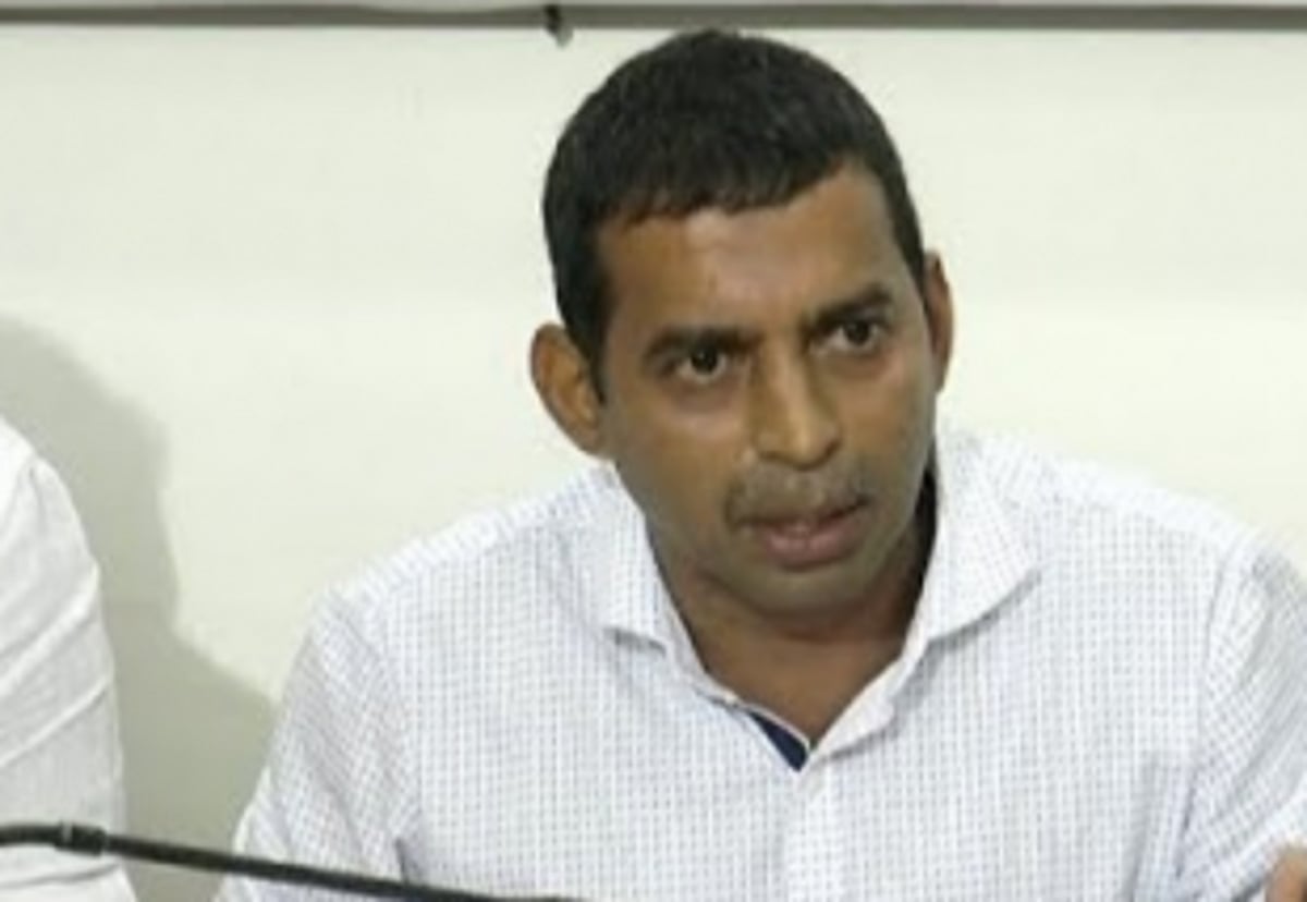 Muslim community  protest to Hsg Sty  at kabrasthan land