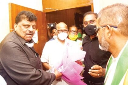 NCP Supremo Pawar visits Goa, says open to alliance