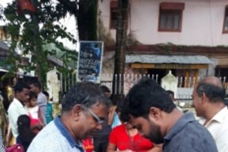 NGO "Goenkar' winds up free distribution of cotton bags after handing out over thousand bags