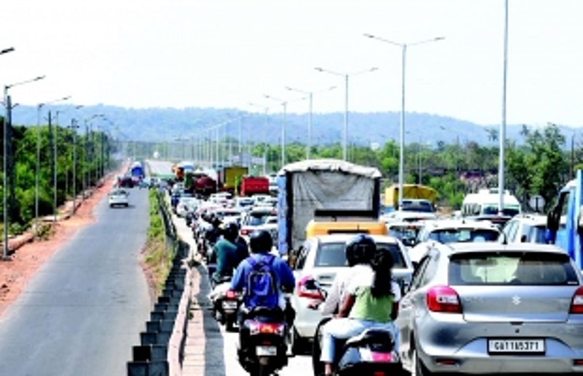 NH 66 AT MERCES, GOES DOWN THE DRAIN