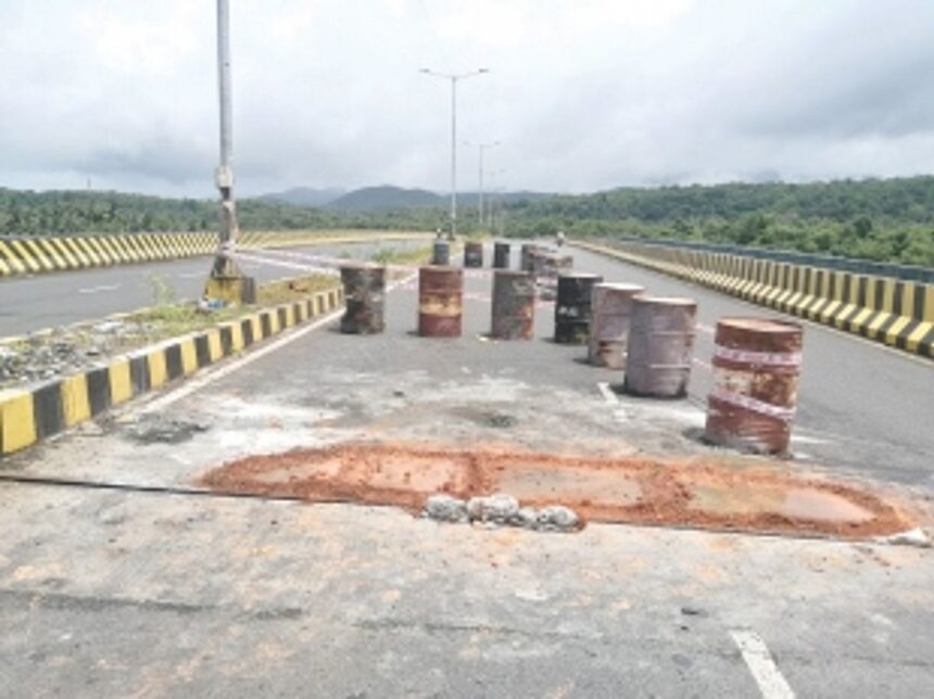 NH at Canacona has become talk of the town due to poor quality of construction