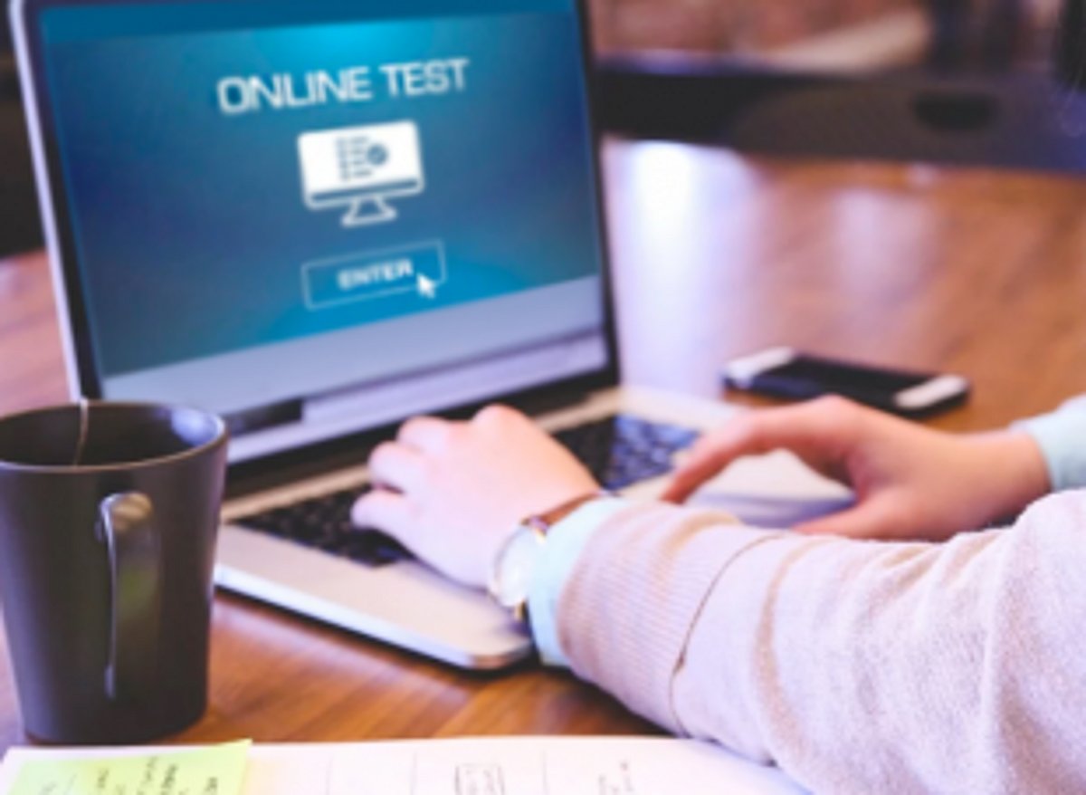 NSUI demands online exam for   final yr students