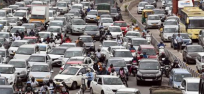 NYE Traffic nightmare: one lakh vehicles were on the roads 1 NYE Traffic nightmare: one lakh vehicles were on the roads