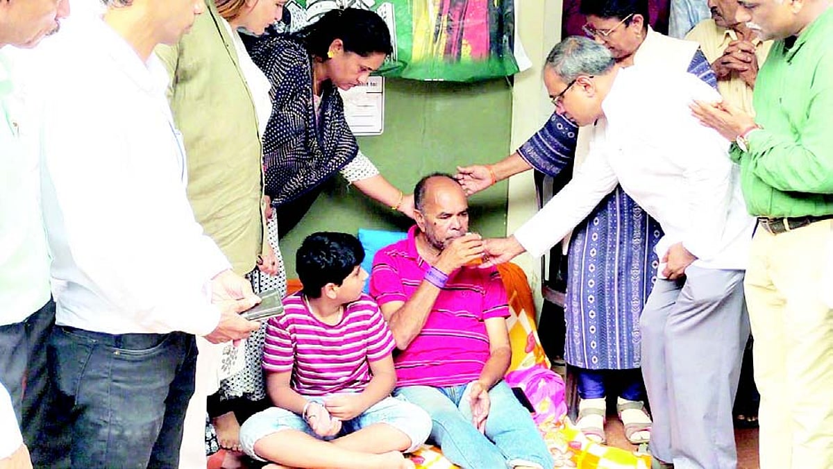 Naik breaks fast, but renews vow to halt Bhutani in its tracks