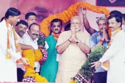 Namo, Mano storm Narayan Rane bastion on last day of campaign