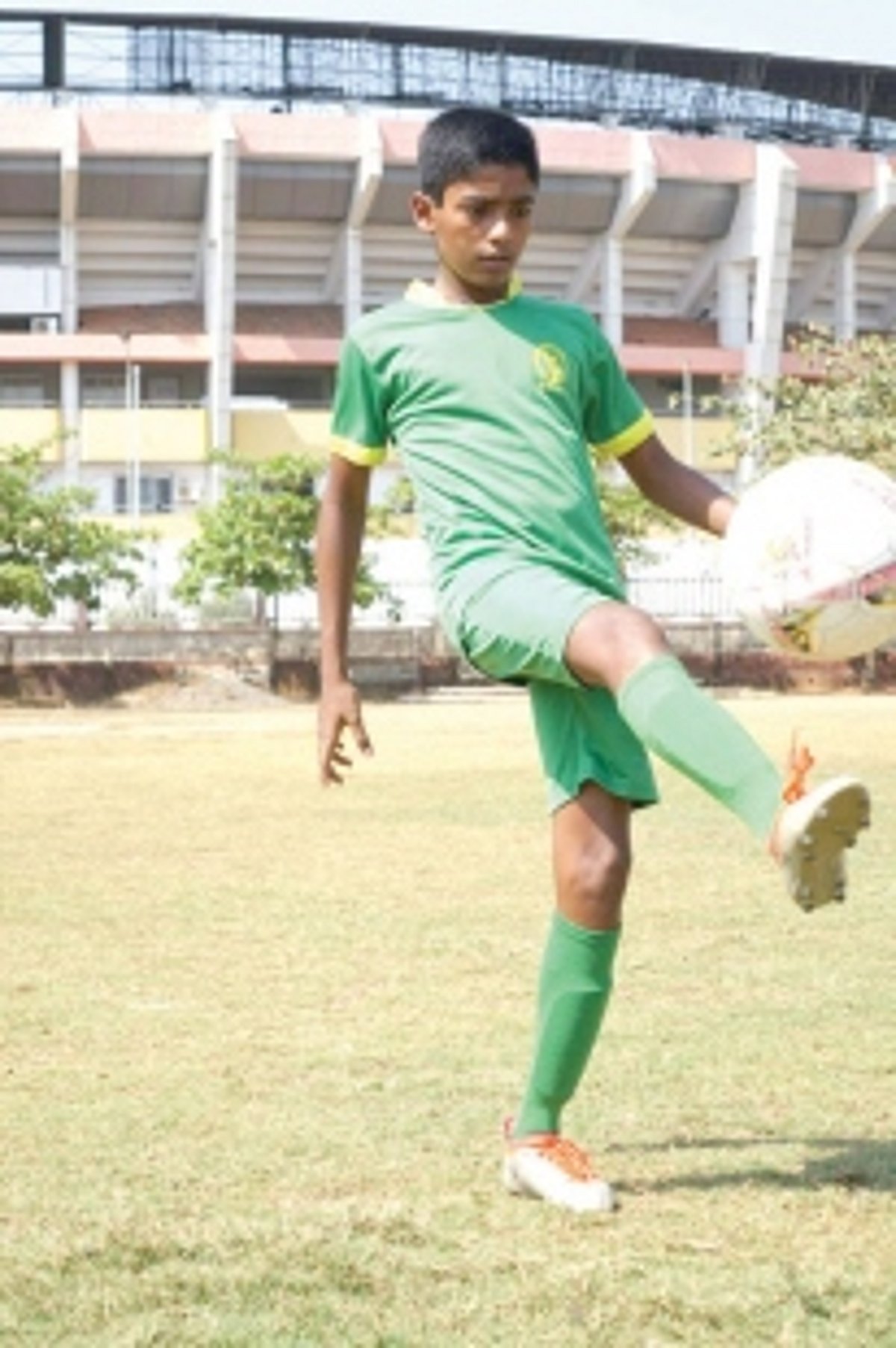 Nathan awarded scholarship by Subroto MSES