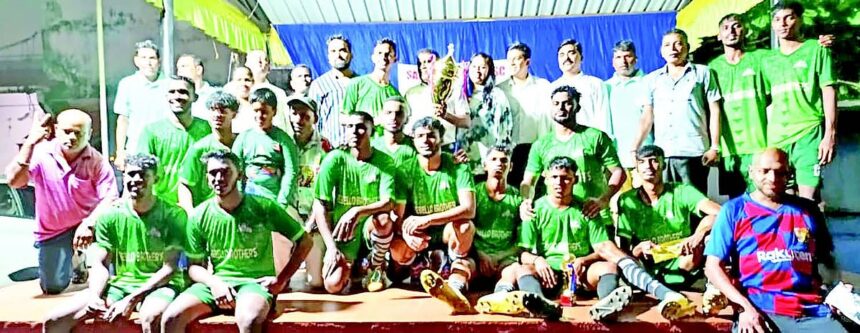 Navelim SC lay hands on Sao Jose de Areal P’yat Cup 1 Navelim SC lay hands on
Sao Jose de Areal P’yat Cup