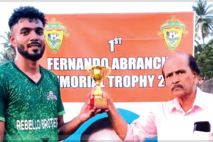 Navelim Sporting Club Storms into Semi-Finals with 4-0 Victory over Guirdolim Club