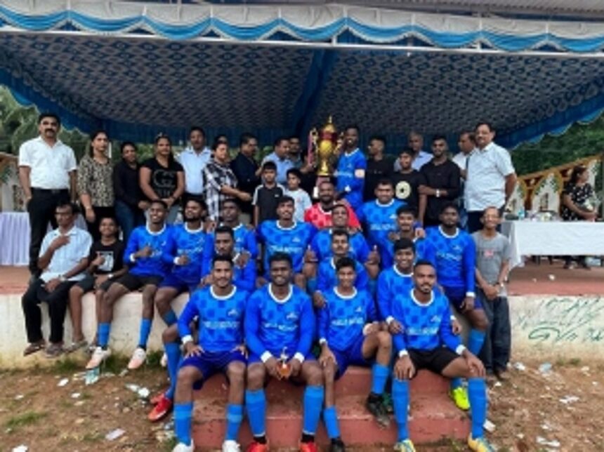 Navelim Sporting pip Dunes, lift Jaju Trophy