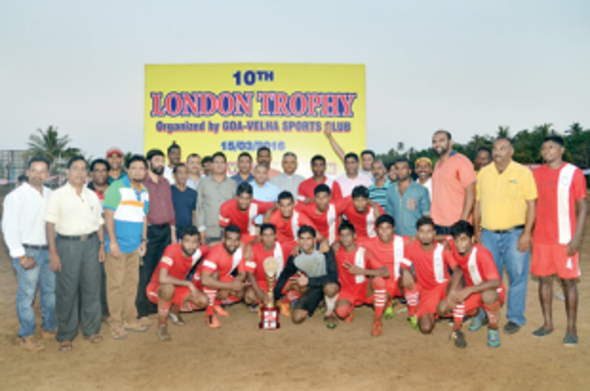 Navelim Villagers Union lift London Trophy 1 Navelim Villagers Union lift London Trophy