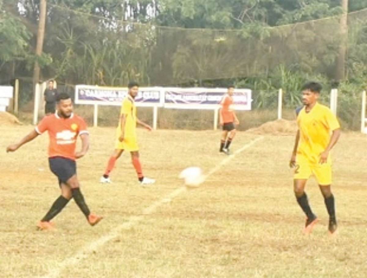 Navelim Villagers Union prevail over Varca SC