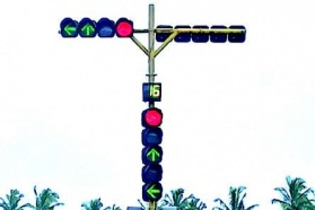Navelim signal goes haywire again, leaves motorists guessing