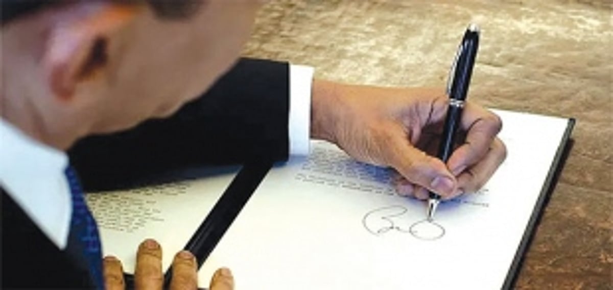 Navigating Life’s Maze: The Challenges Faced by Left-Handed Individuals