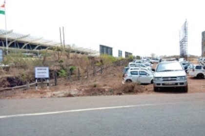 Navy attempting to usurp comunidade land: Mauvin