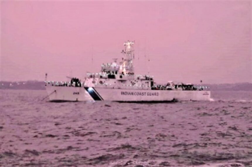 Navy helicopters shower petals, Coast Guard illuminates ships to honour COVID-19 warriors