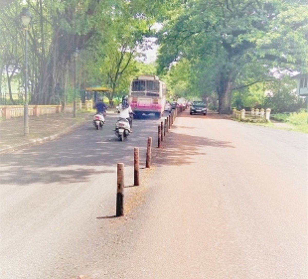 Need bright streetlights on  city’s DB Marg