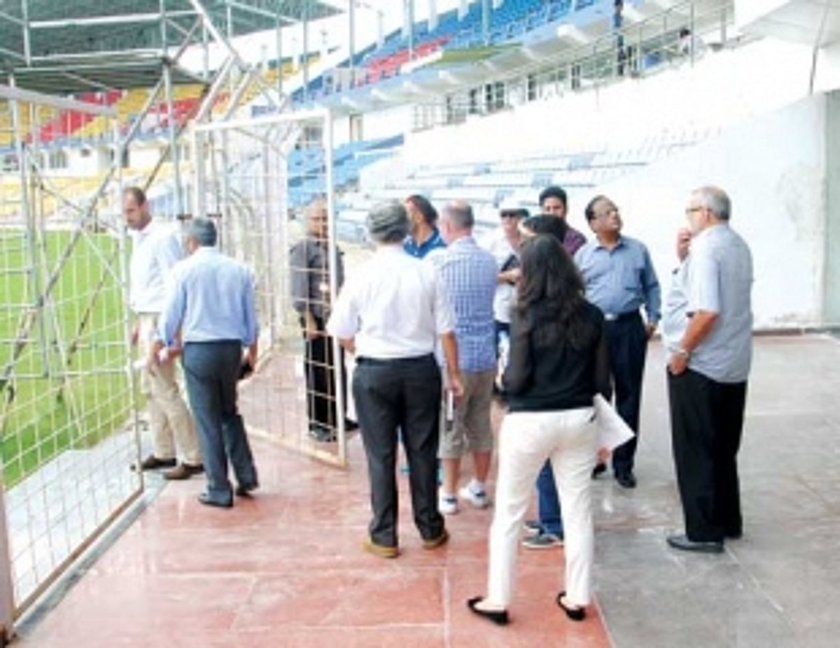 Nehru stadium gets thumbs up  for ISL but with few riders