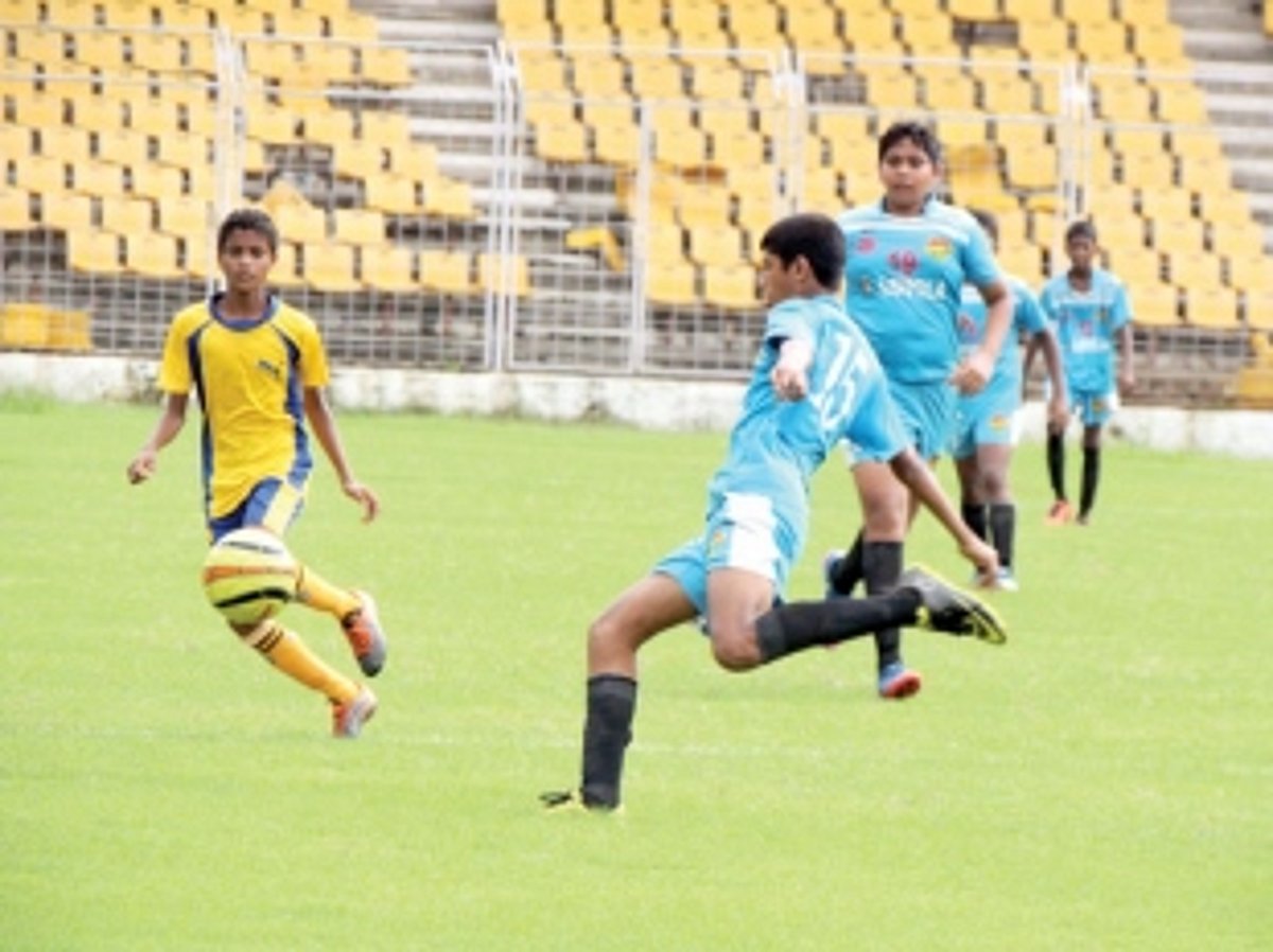 Nervy wins for Loyola and OL Rosary HS