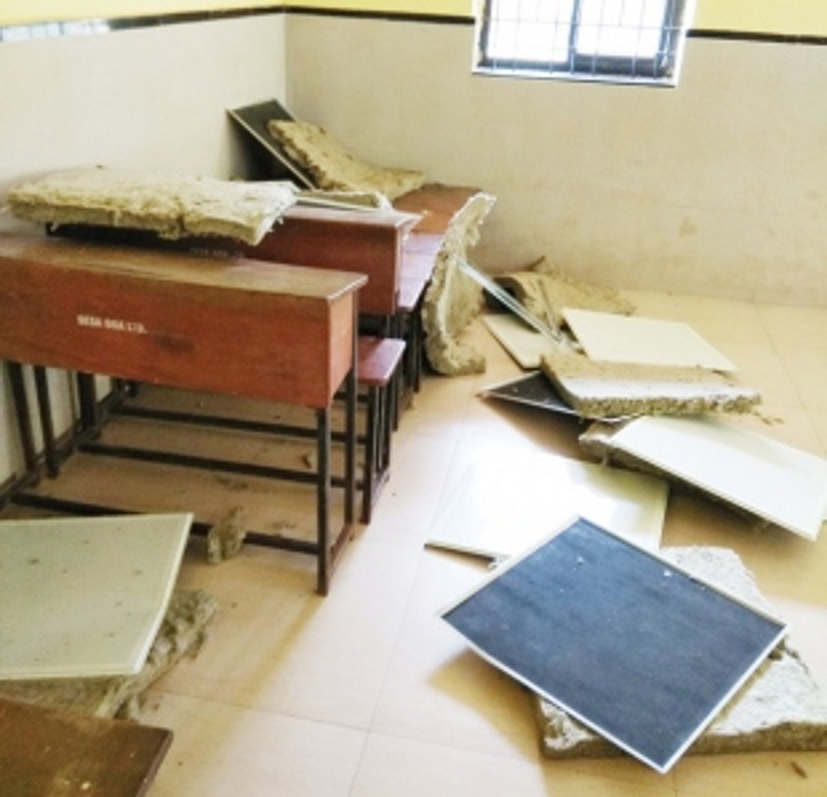 Netravali govt school false ceiling collapses; no injuries