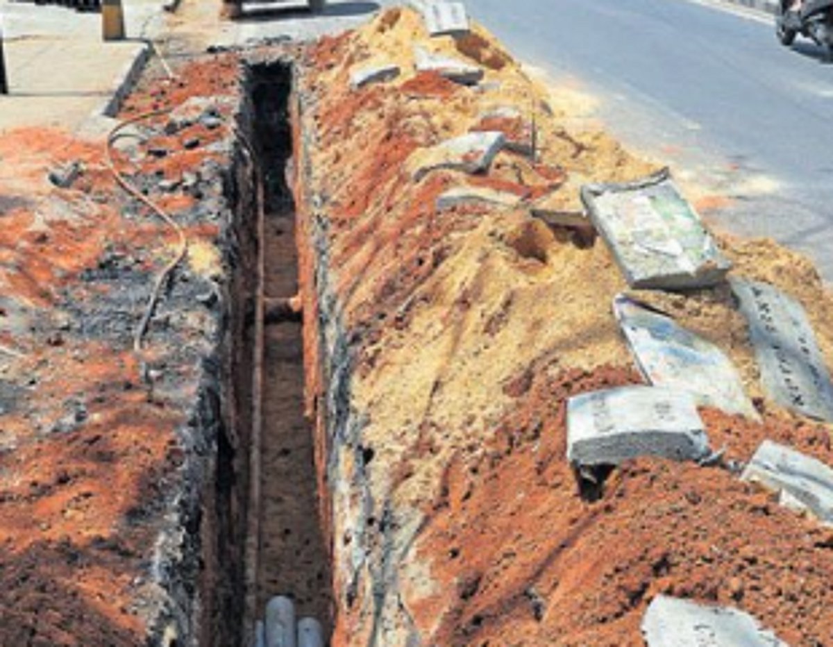 Netravali locals urged to bear  with underground cabling work