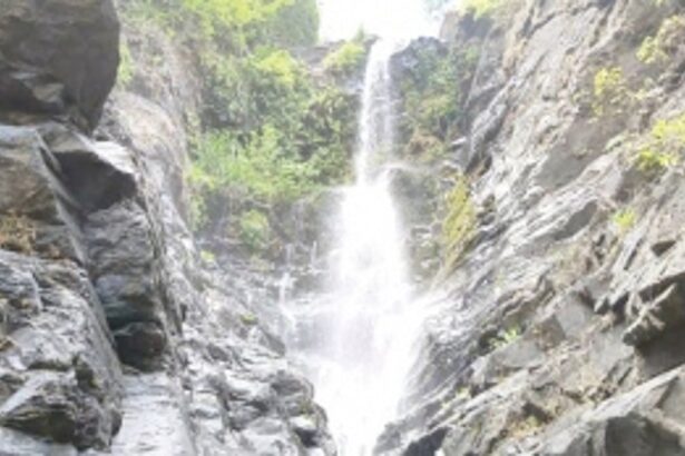 Netravali’s Savari Waterfall attracts hordes of visitors