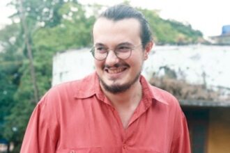 Never seen a F N Souza original?  Now see his grandson at work