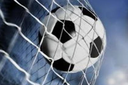 Nevil Araujo's Decisive Goal Sends Ilhas Veterans to Semi-Finals