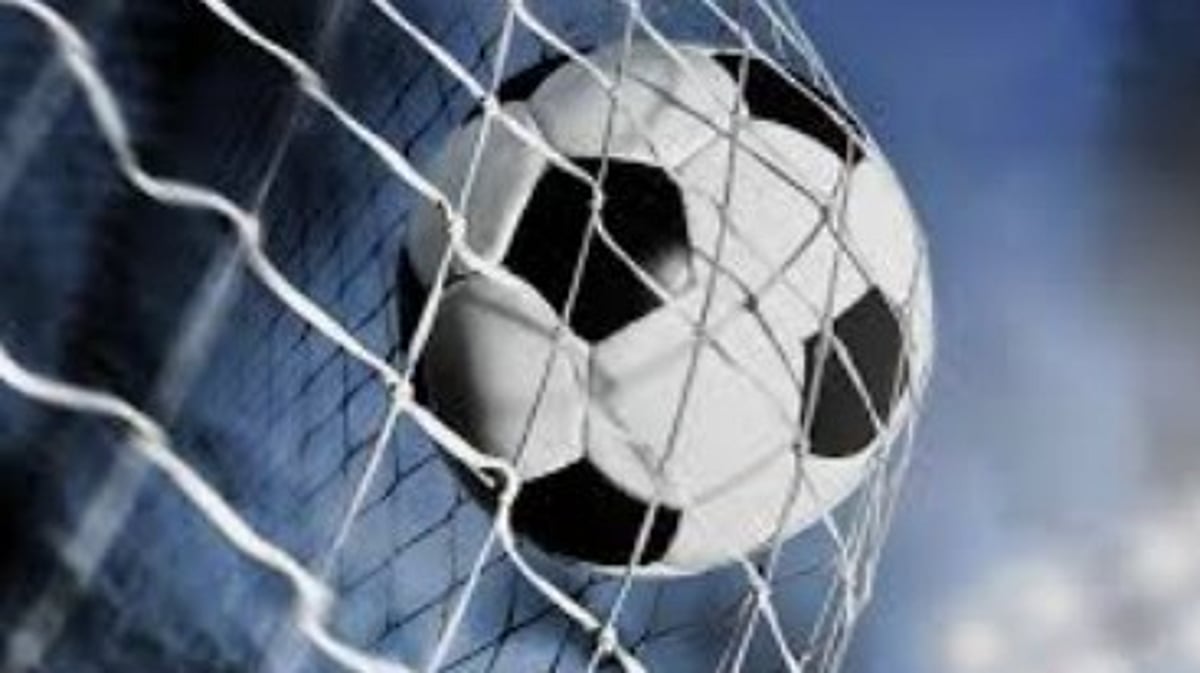 Nevil Araujo's Decisive Goal Sends Ilhas Veterans to Semi-Finals