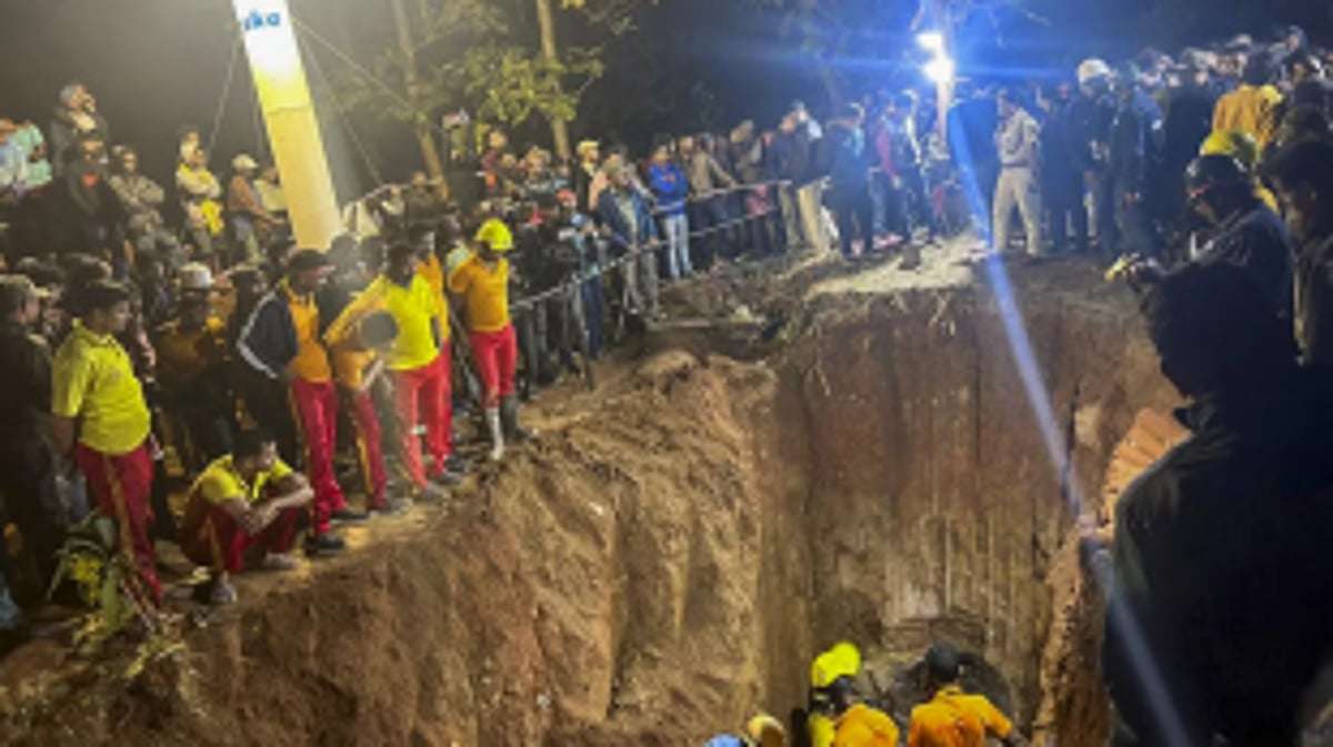 New-born baby dumped in borewell rescued in Odisha