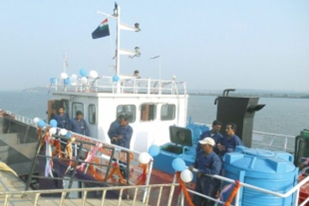 New hopper barge raises hope for smooth passage of vessels