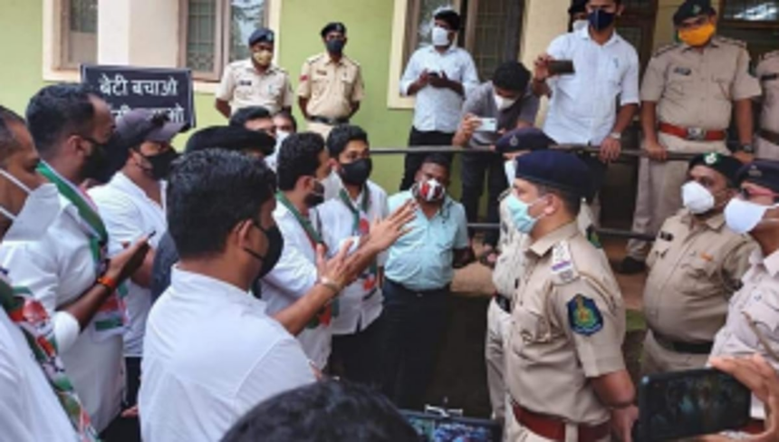 Newborn’s death: Youth Cong protest at Agassaim PS