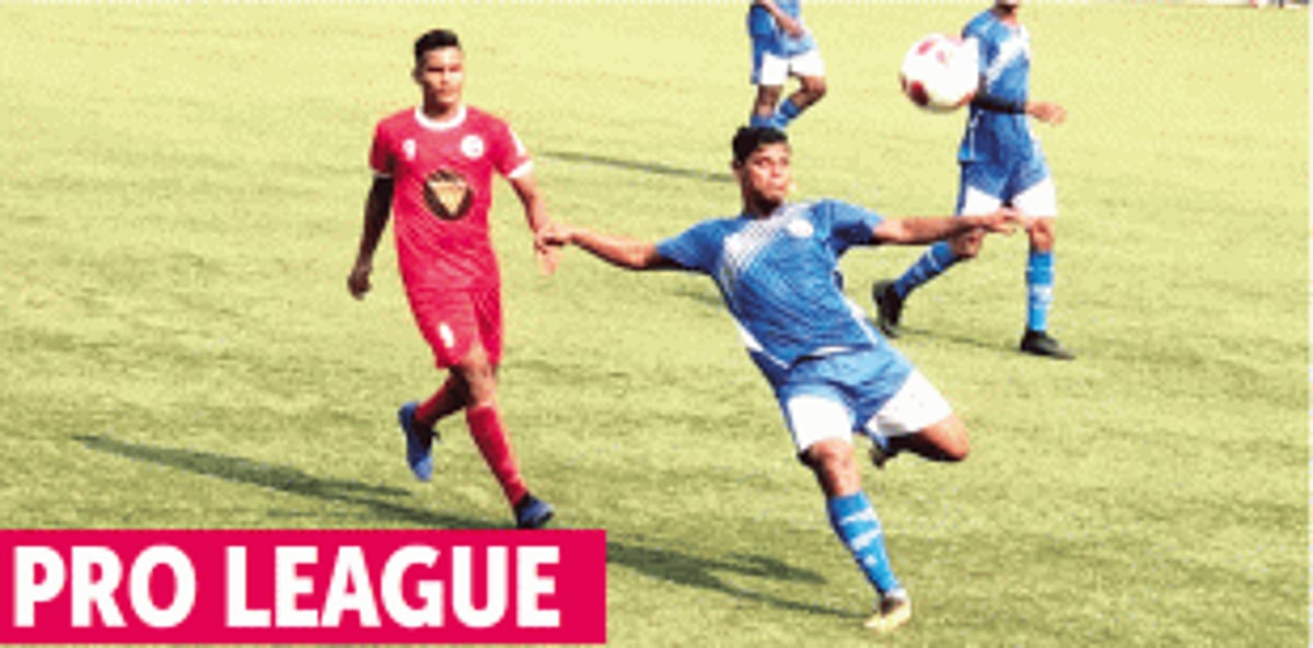 Nicholas stars in YC Manora win