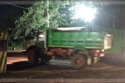 Night ore transportation, a nightmare to Sarmanas Pilgao residents