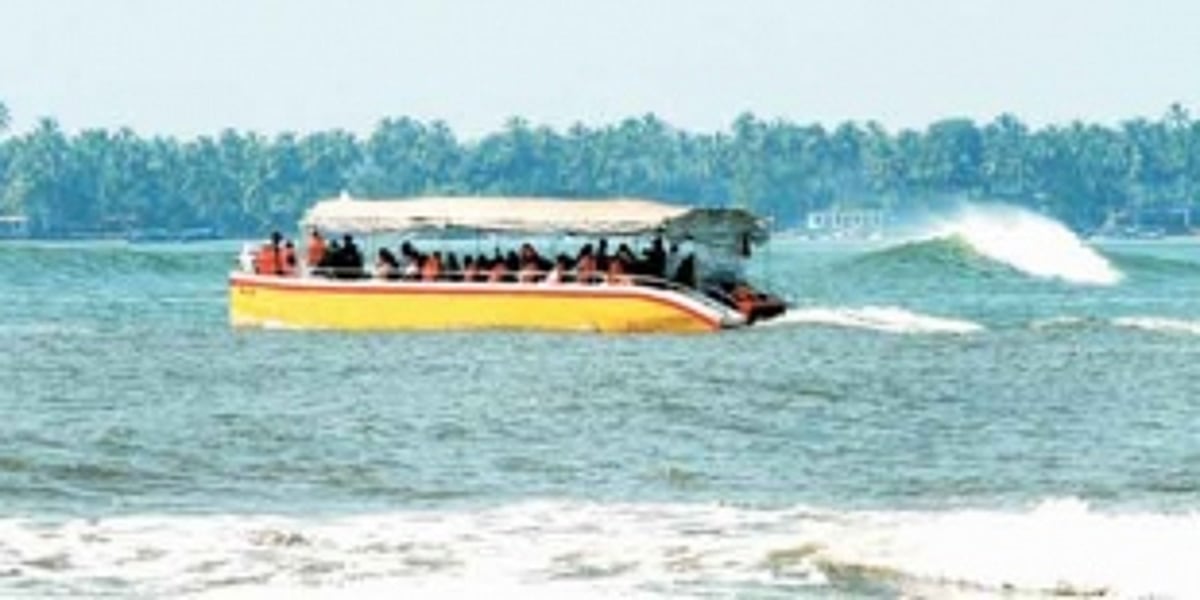 No cruise control on Mandovi private tourist boat operators