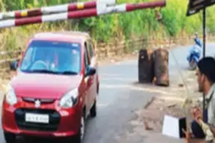 No inter-State movement for individuals except with valid travel documents: SEC