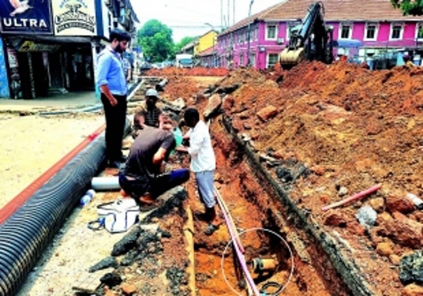 No water in parts of Panjim for three days as water pipeline damaged 1 No water in parts of Panjim for three days as water pipeline damaged