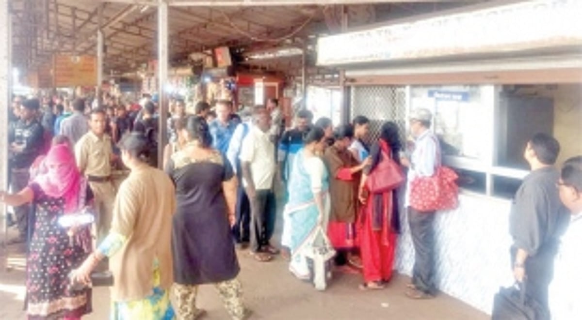 Non pass holders complain about KTC shuttle service