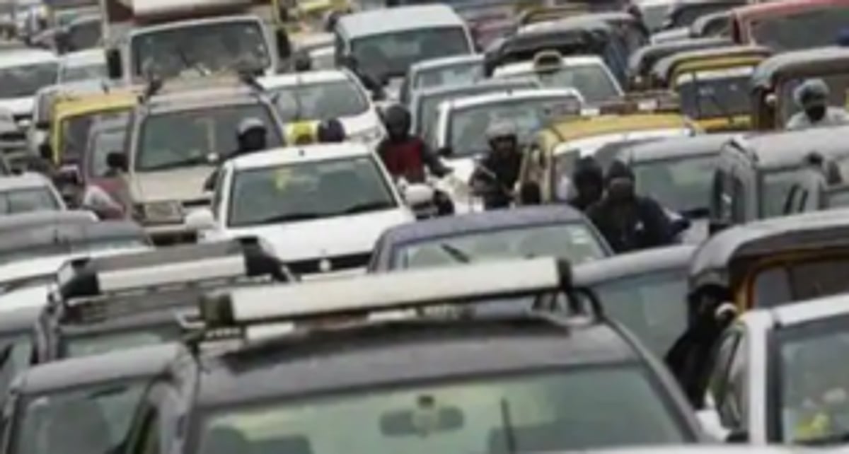 North DM orders temporary traffic diversion in City