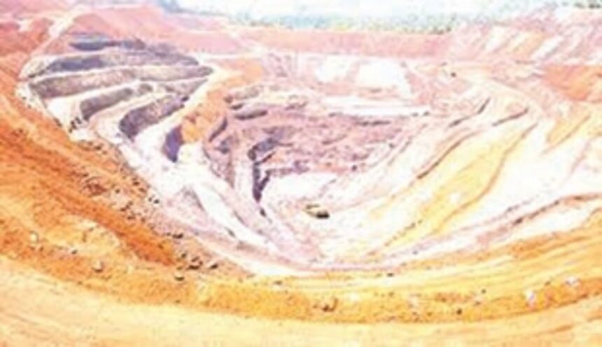 North Goa Collector inspects mining pits with other departments’ officials 1 North Goa Collector inspects mining pits with other departments’ officials