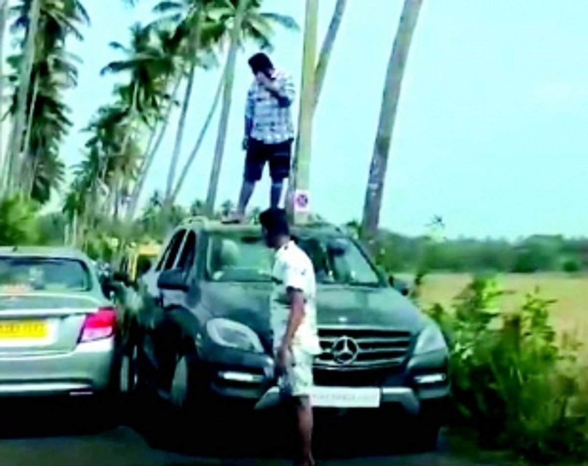 North Goa SP directs Mapusa police to book tourists for disrupting traffic
