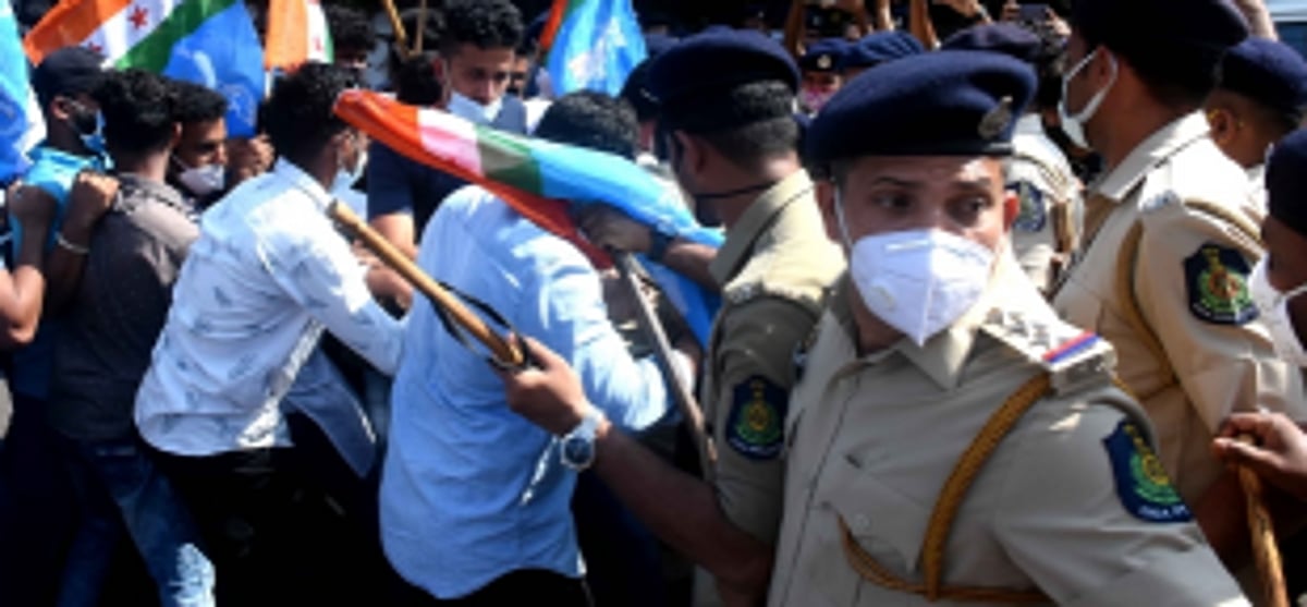 North SP directed to probe into  lathi-charge on NSUI students