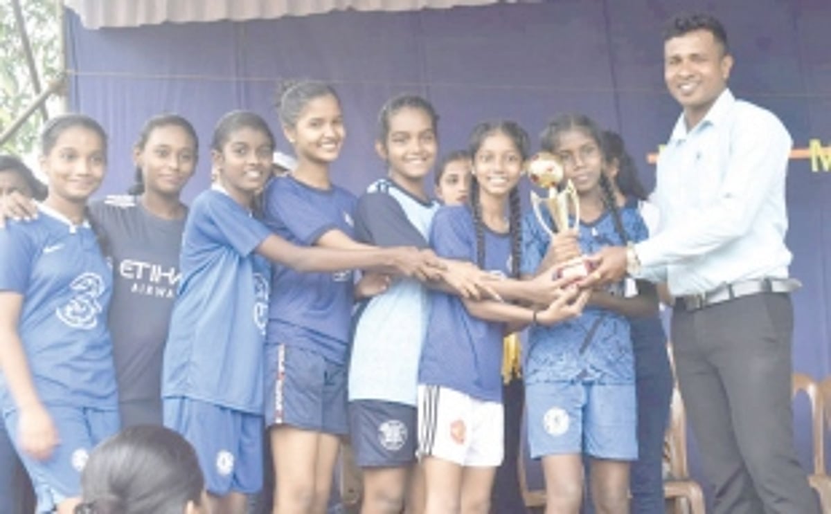 OL of Snows, Rachol, win exhibition match