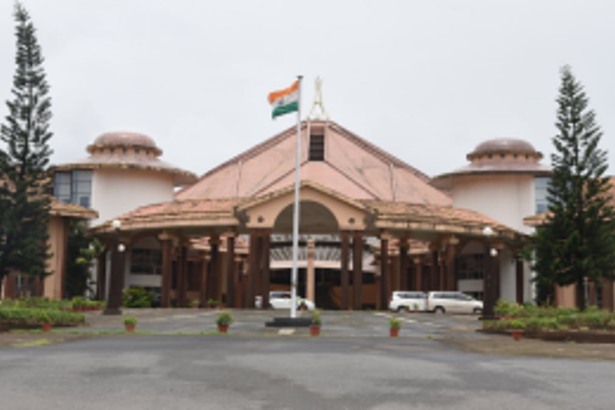 OPPOSITION ABDICATES, GOVERNMENT MANIPULATES
