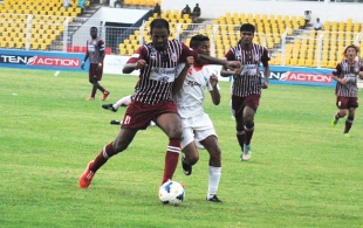 Odafa saves the day  for Sporting Clube
