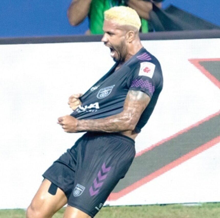 Odisha ride on Jonathas strike to close gap