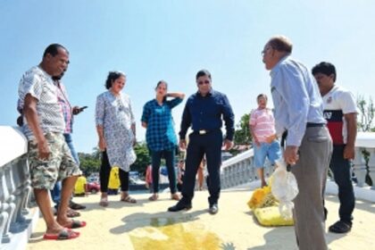 Officials inspect Colva pedestrian bridge, assure injured senior citizen of swift repair